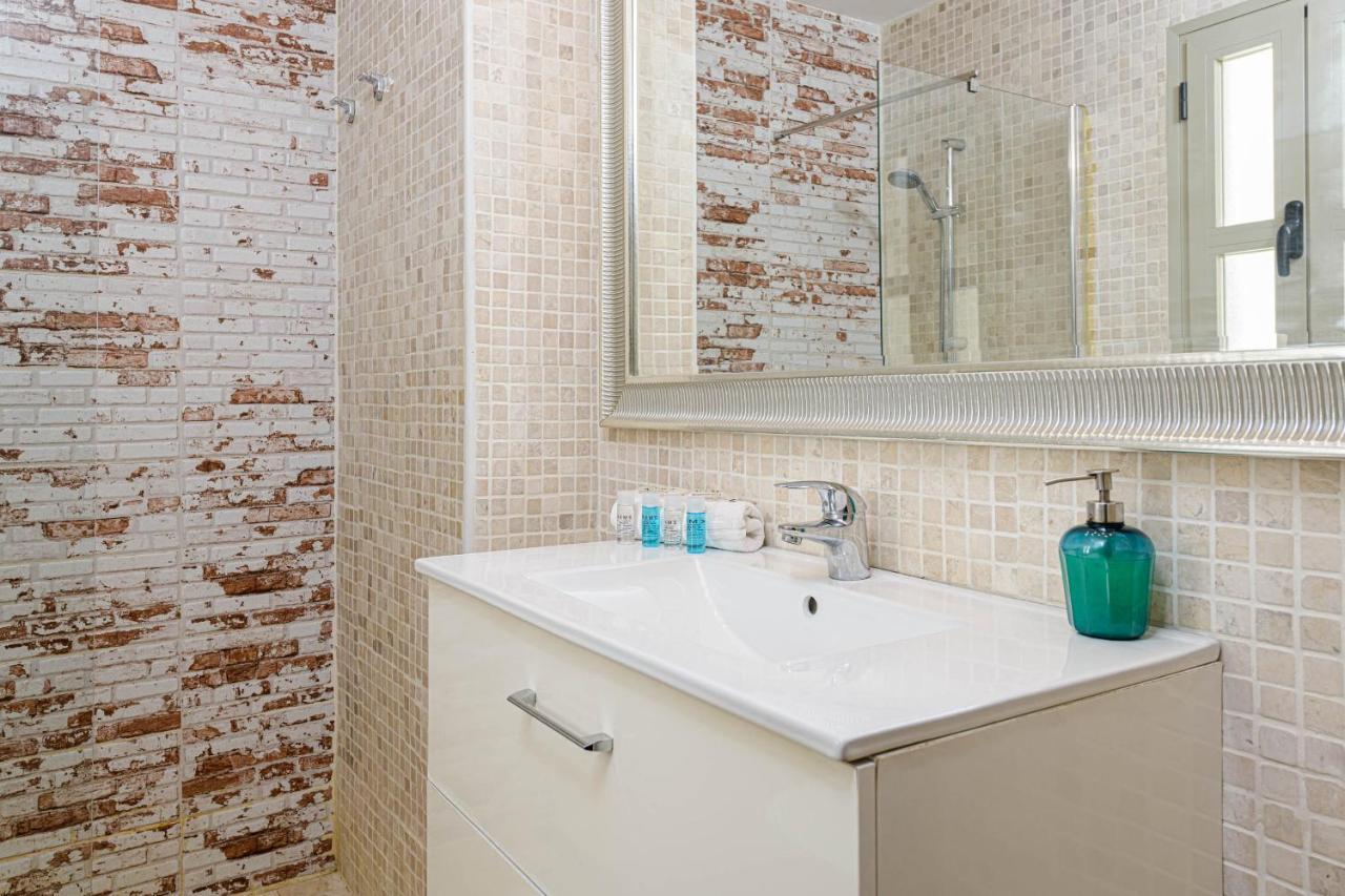 Wintowinrentals Genial Apartamento, Centrico Y Silencioso มาลากา ภายนอก รูปภาพ