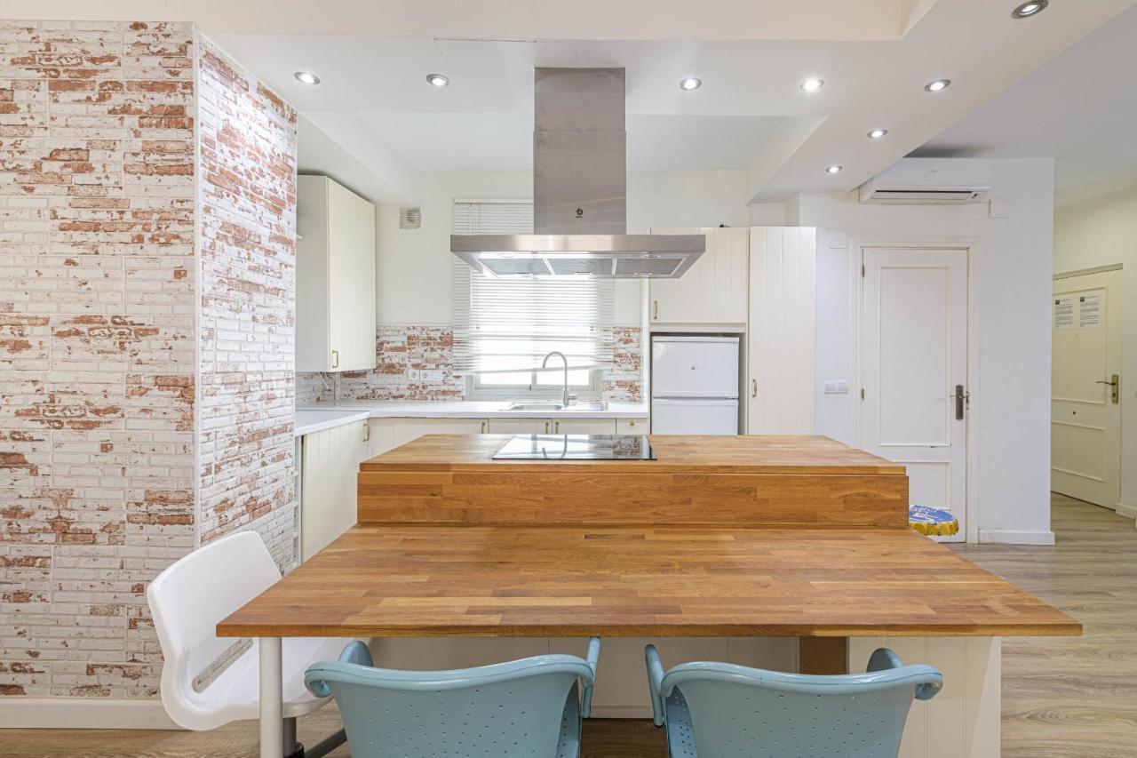 Wintowinrentals Genial Apartamento, Centrico Y Silencioso มาลากา ภายนอก รูปภาพ