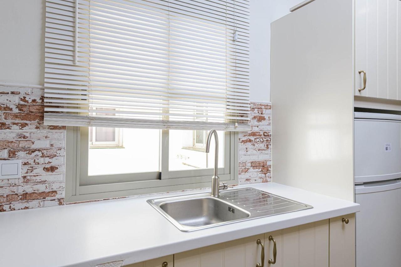 Wintowinrentals Genial Apartamento, Centrico Y Silencioso มาลากา ภายนอก รูปภาพ